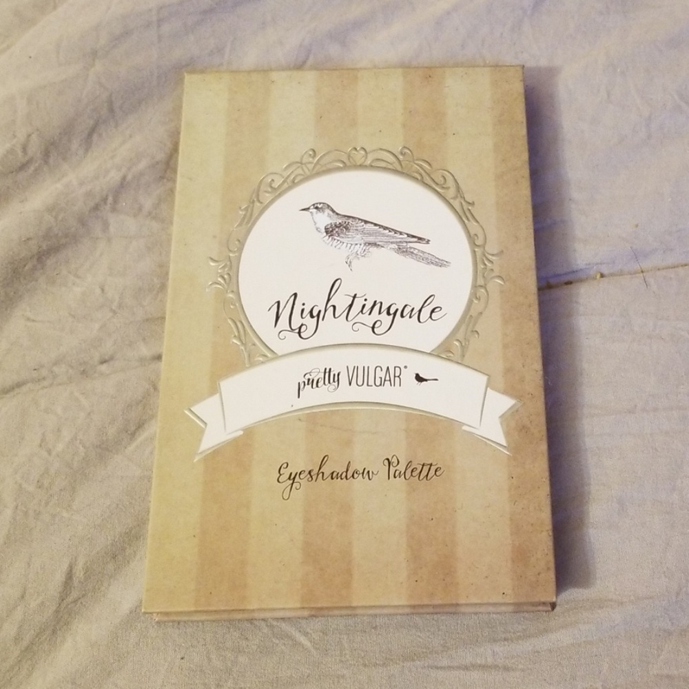 Gorgeous Nightingale Eyeshadow Palette
